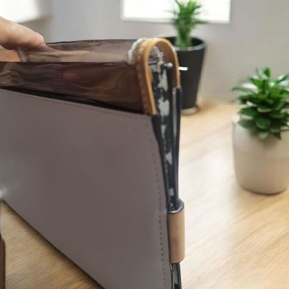 COACH 2013 BLEEKER MIXED MEDIA CLUTCH NWT And DUST BAG - Picture 5 of 13